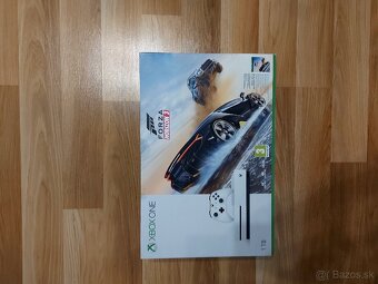 Xbox One S 1TB - 10