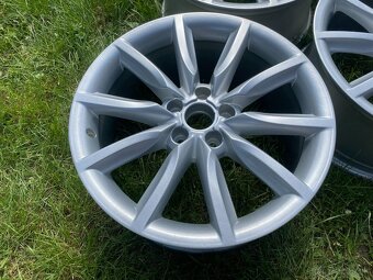 Elektrony 5x112 R18 Originál Audi - 10