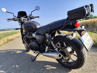 Triumph street twin 900 - 10