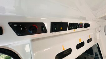 Mercedes Benz Sprinter 319 CDI 2012 Sanitka - 10