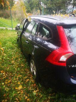 Volvo V60 2,0 D 110kw automat - 10