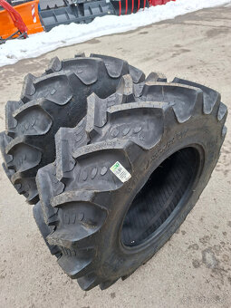 Traktorova pneumatika,plast guma traktor Zetor - 10