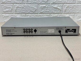 JVC SEA-33 …. Graficky equalizer - 10