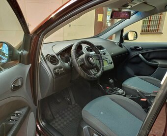 Seat Altea XL 1.9TDi 77Kw (105PS) M5 R.V.05/2008 - 10