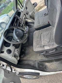 Renault Master 12.2006 - 10