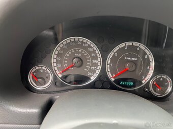 Jeep Cherokee Liberty KJ 3,7L V6 LPG - 10