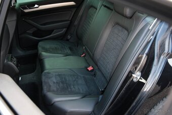 Volkswagen Passat 2.0 TDI 190k BMT Highline ( ODPOCET DPH ) - 10