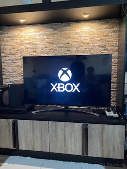 Xbox Series X 1TB + XBOX Wireless Headset - 10