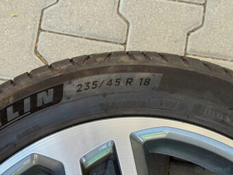 Originál Audi letná sada 235/45 R18 - 10