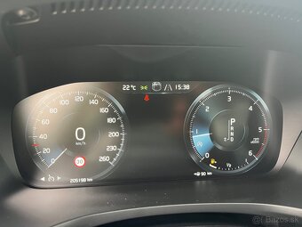 Volvo V60 D4 AWD AT8 rv.2020 - 10
