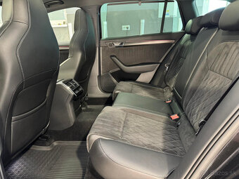 Škoda Superb Combi 2.0 TDI SPORTLINE DSG 4X4 BLACK STYLE - 10