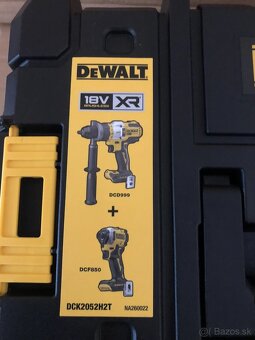 DEWALT DCK2052H2T set
- 10