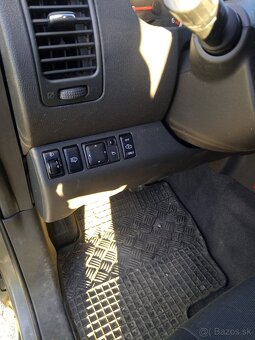 Nissan Pathfinder r51 2.5 - 10