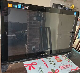 AiO Lenovo IdeaCentre B550, IPS LED 23" Full HD 1920x1080 - 10