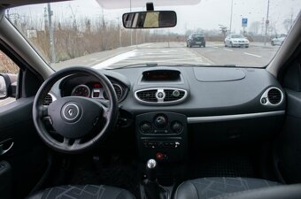 Renault Clio Grandtour 1.2 SK / 1.majiteľ - 10