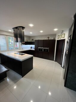 Predám dom v Bratislave-Nové Mesto - 10