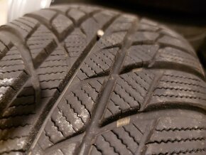 Špičkové zimné pneu Bridgestone - 185/60 r16 - 10