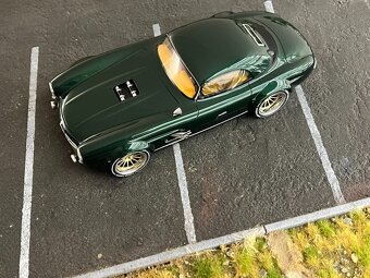 1:18 Mercedes-Benz 300SL S-Klub Speedster - GT-Spirit - 10