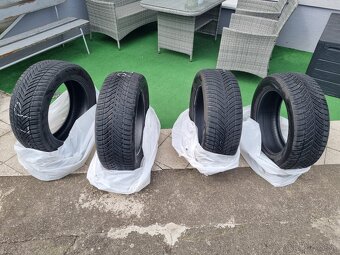 235/55 R18 Nokian SeasonProof SUV Celorocna pneumatika - 10