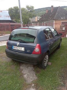 Clio - 10