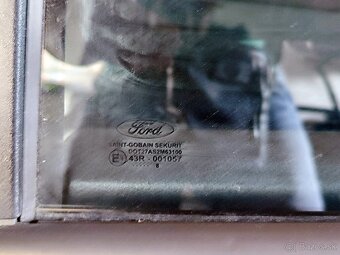 Predám zadné pravé dvere Ford C-Max (2003-2010) - 10