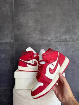 🔥 Air Jordan 1 SE mid “ Varsity Red “ - 10