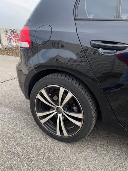 Volkswagen Golf 6, 2.0 TDi - 10