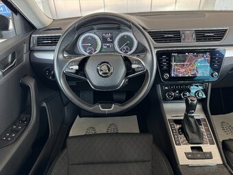 Škoda Superb kombi 1,4tsi + hybrid model 2021 facelift DSG - 10