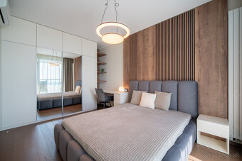 Na prenájom 2-izbový byt so šatníkom v Eurovea Tower – Brati - 10
