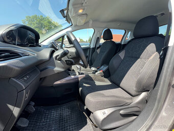 Peugeot 2008 1.2 benzín, 60kW, MT/5, rok:2016. - 10