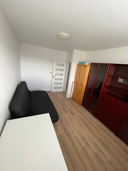 Prenájom zariedený radový rodinný dom - 10