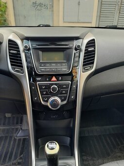 Hyundai i30 - 10