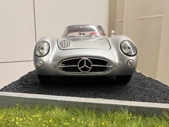 1:18 1955 Mercedes-Benz 300 SLR - Silver - MAISTO - 10