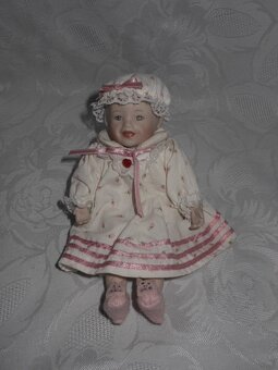 babiky ,,Ashton Drake - 10