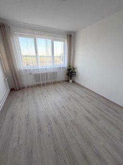 SKVELÝ BYT PRE KRÁSNE BÝVANIE :) 3  izbový byt 69 m2, garáž, - 10