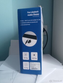 LAMPA S REPRAKOM, HODINAMI, BUDIKOM, BEZDRÔTOVOU NABÍJAČKOU - 10