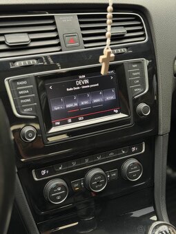Predám VW Golf 7 - 10