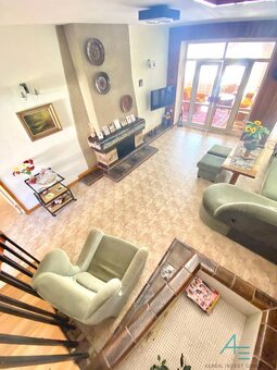 Vila, 6 i, aj pre dve rodiny, na firmu , so záhradou  v cent - 10