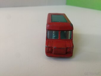Husky / pod. Matchbox - 10