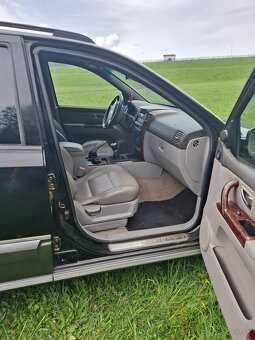 Kia Sorento 2.5 CRDI 103kW, manual - 10
