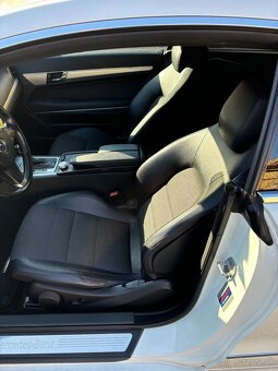 Mercedes Benz Coupé E350 CDI- V6 - 10