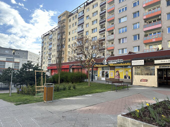 Predaj-3 izbový byt na posch. 4/7 o výmere 73,36 m2 (z toho - 10