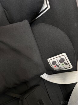Autosedačka Cybex Sirona Z i-size Plus Platinum - 10