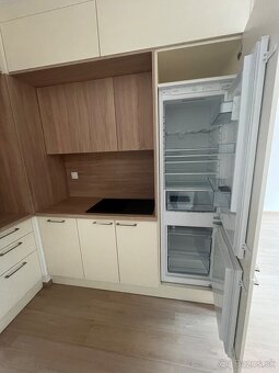 Prenájom 2-izbový byt Galanta -West veľká terasa - 10