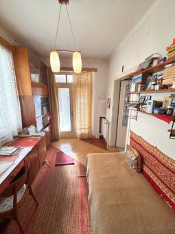 Predaj- 3i rod. dom  s garážou a letnou kuchyňou N. Zámky - 10