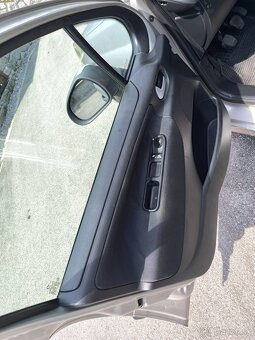 Predám Peugeot 207 - 10