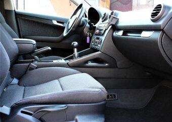 Audi A3 Sportback 2.0 TDI 103kW - 10