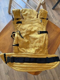 Rischino ergonomický nosič HONEY MAGIC ART - FLEXIBLE - 10