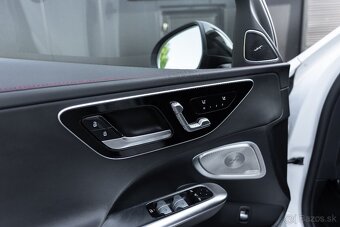 Mercedes C43 AMG 4matic+ Na prenájom - 10