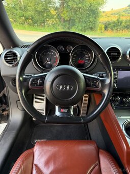 Audi TT S-Line - 10